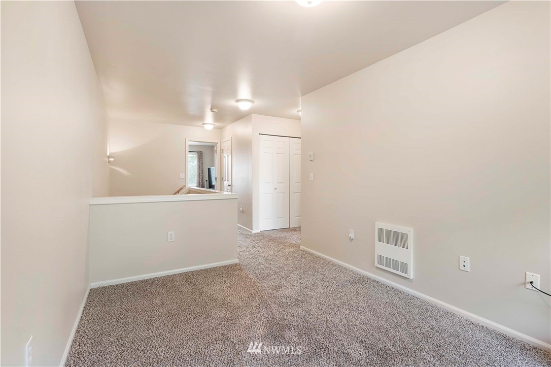 4815 Lake Place South, Unit B Renton, WA 98055 - Photo 16 of 25 Gallery Image 16