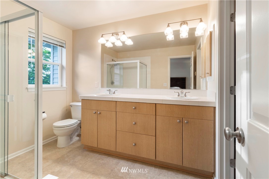 4815 Lake Place South, Unit B Renton, WA 98055 - Photo 22 of 25 Gallery Image 22