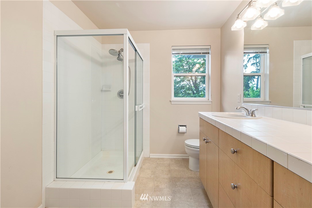 4815 Lake Place South, Unit B Renton, WA 98055 - Photo 23 of 25 Gallery Image 23