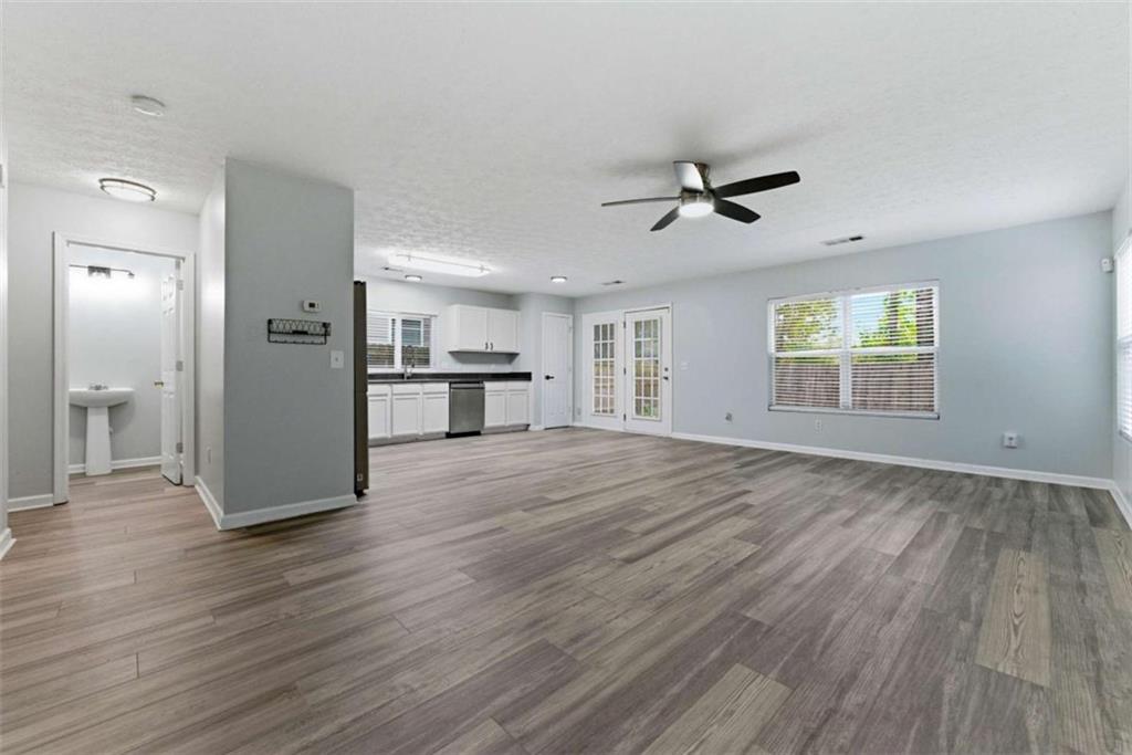 301 Silver Spring Street Dallas, GA 30157 - Photo 5 of 27