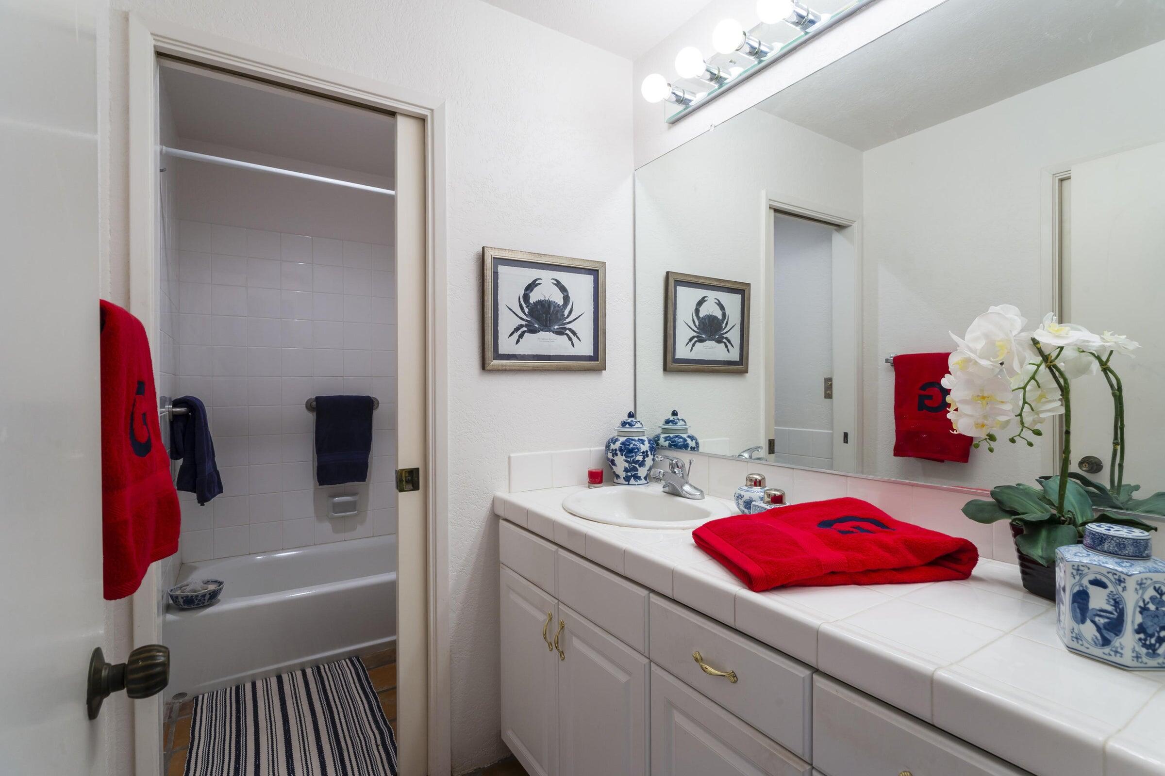 3375 Foothill Road, Unit 612 Carpinteria, CA 93013 - Photo 8 of 8 Bathroom 1