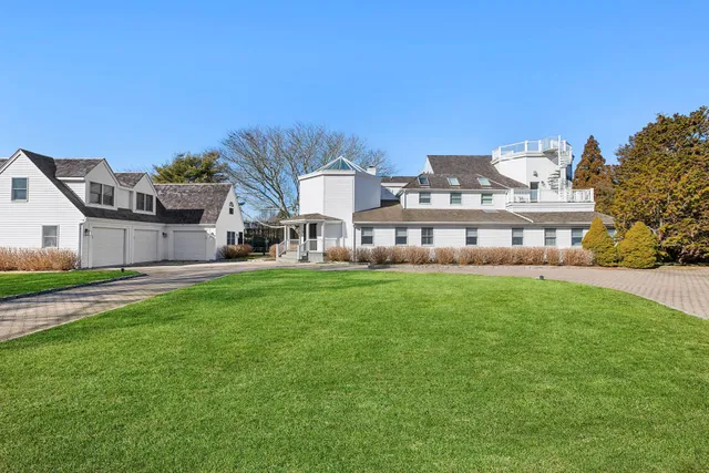 $150,000 | 14 Swans Neck Lane, Water Mill, NY 11976