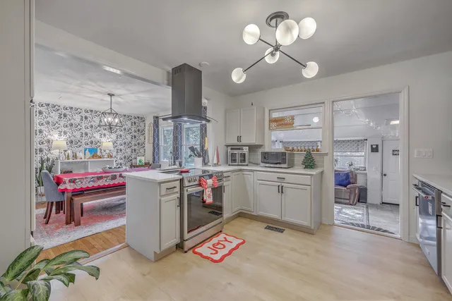 $332,000 | 5813 Stewart Street, Hanahan, SC 29410