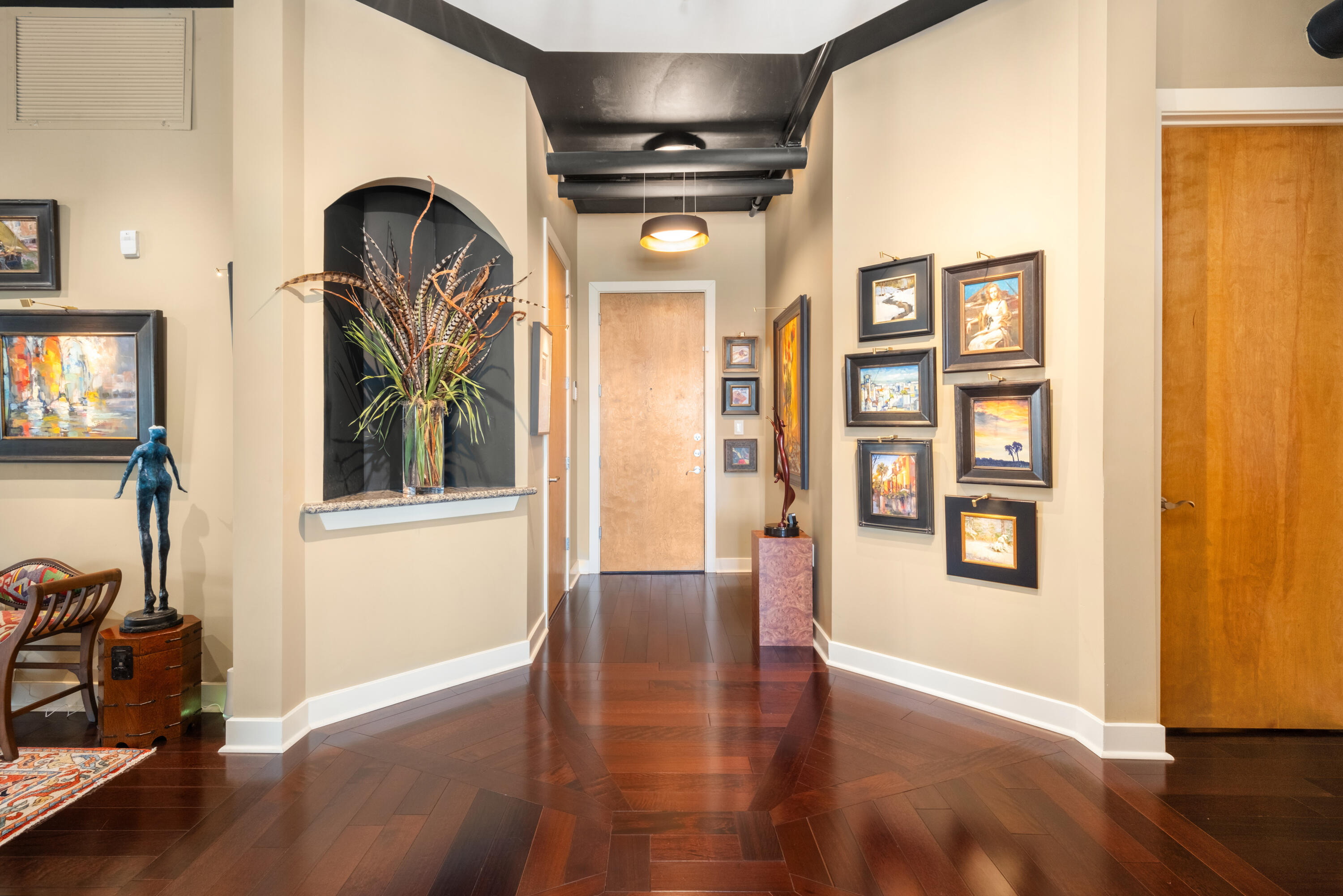 150 Bee Street, Unit 703 Charleston, SC 29425 - Photo 2 of 32 150 Bee St_Eterna_Media-2