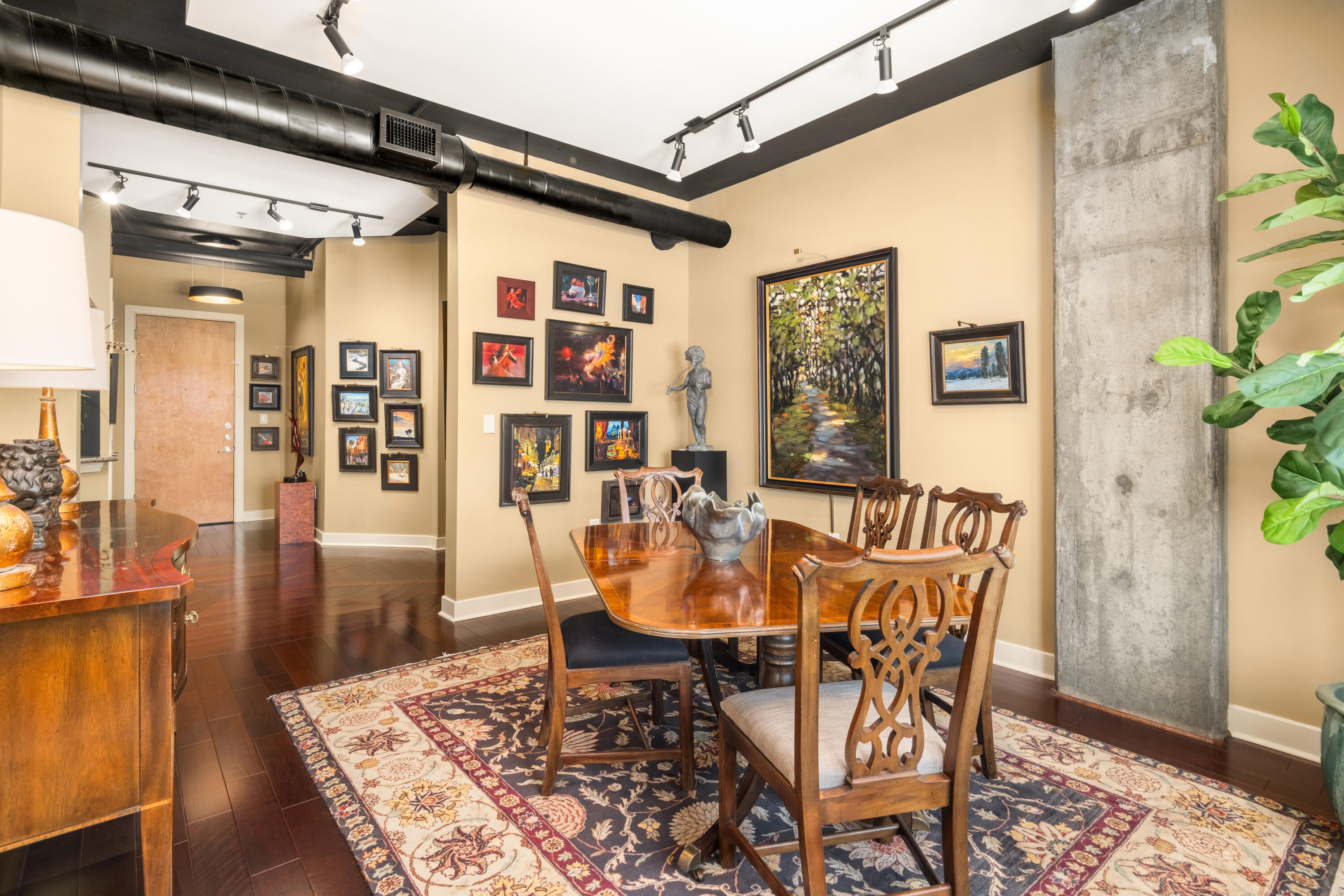 150 Bee Street, Unit 703 Charleston, SC 29425 - Photo 9 of 32 150 Bee St_Eterna_Media-10