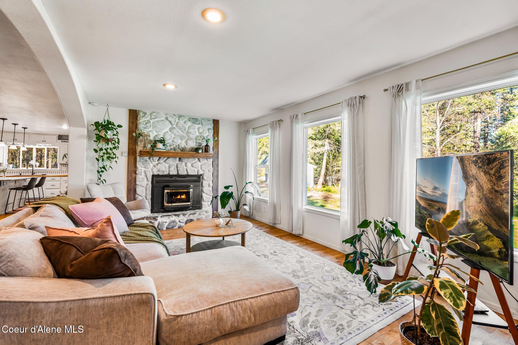 883 Mountain View Road Clark Fork, ID 83811 - Photo 5 of 52 5_A7403502