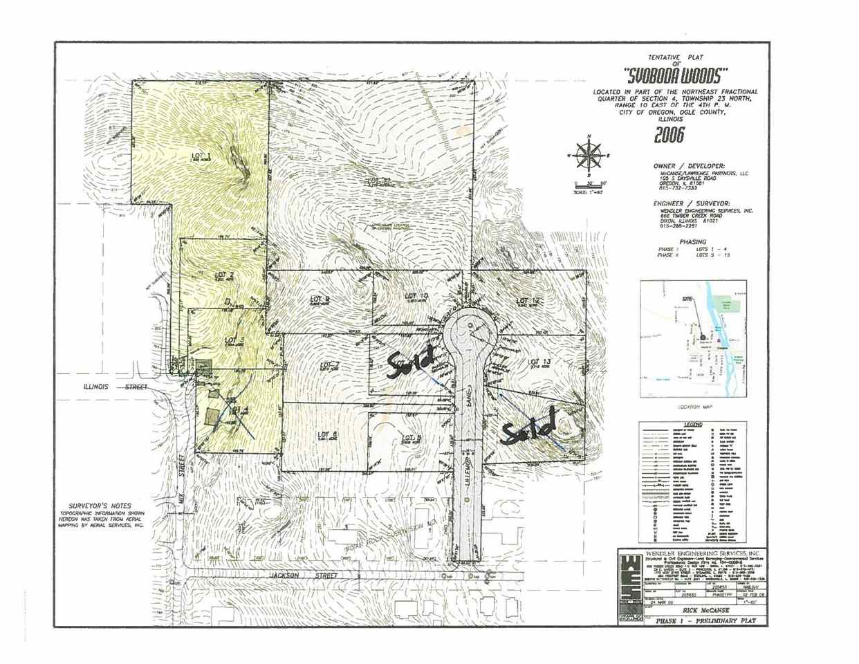 990 Illinois Street Oregon, IL 61061 - Photo 4 of 4 a picture of a bathroom with a shower curtain