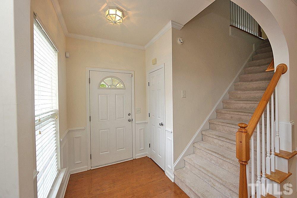 8416 Whisper Ridge Place Raleigh, NC 27613 - Photo 4 of 24