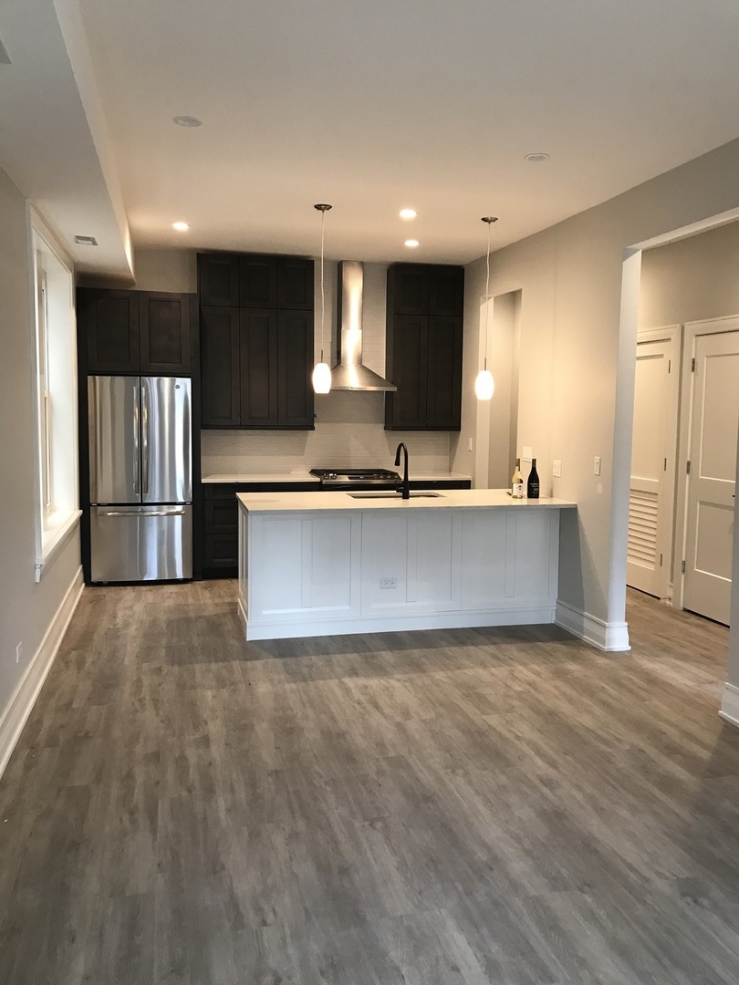 2318 West Thomas Street, Unit 1F Chicago, IL 60622 - Photo 2 of 15