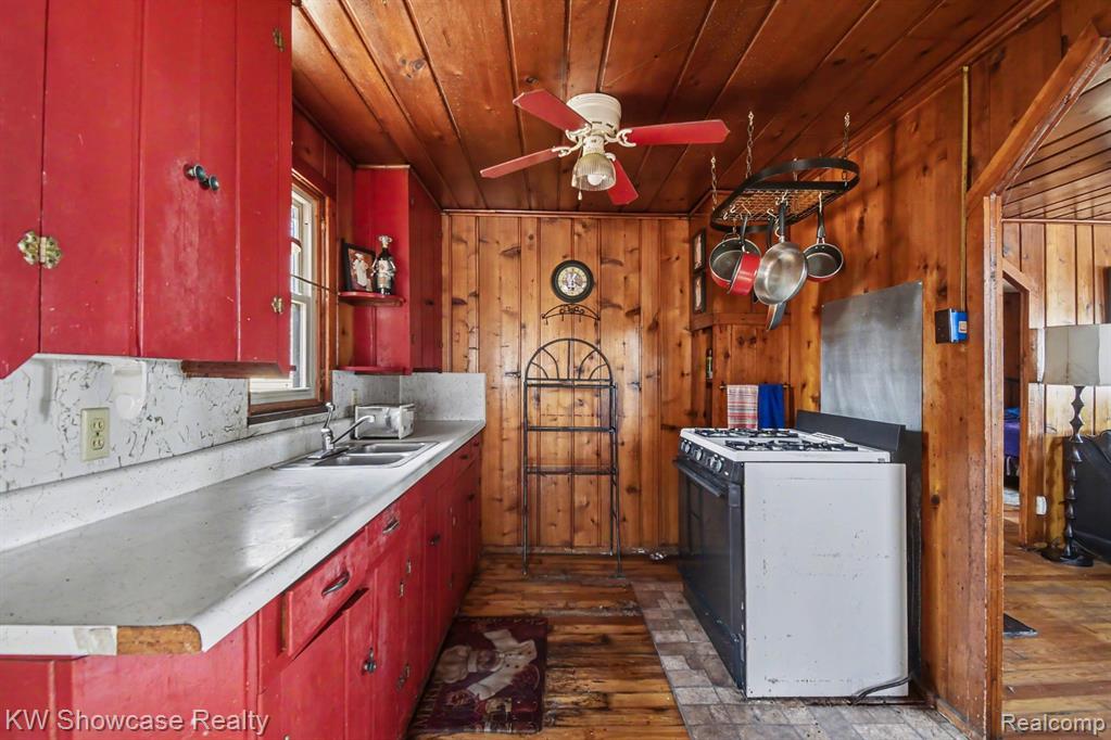5872 Mt Maria Road Hubbard Lake, MI 49747 - Photo 15 of 70