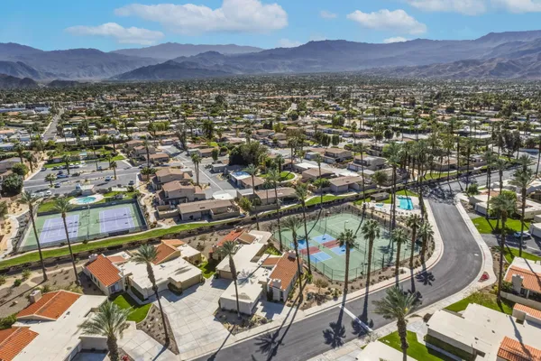$475,000 | 74171 Santa Rosa Circle, Palm Desert, CA 92260