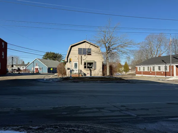 $389,000 | 145 Main Street, Thomaston, ME 04861