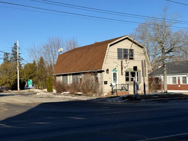 $389,000 | 145 Main Street, Thomaston, ME 04861