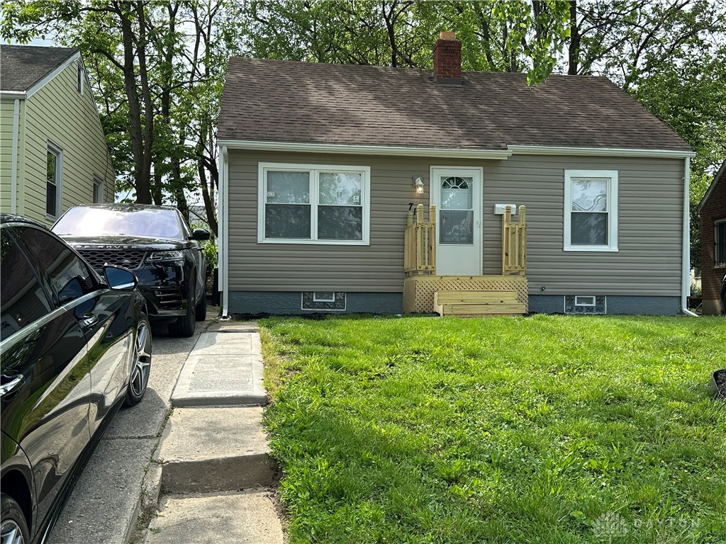 717 Elmhurst Road Dayton, OH 45417 - Photo 1 of 32 Gallery Image 1