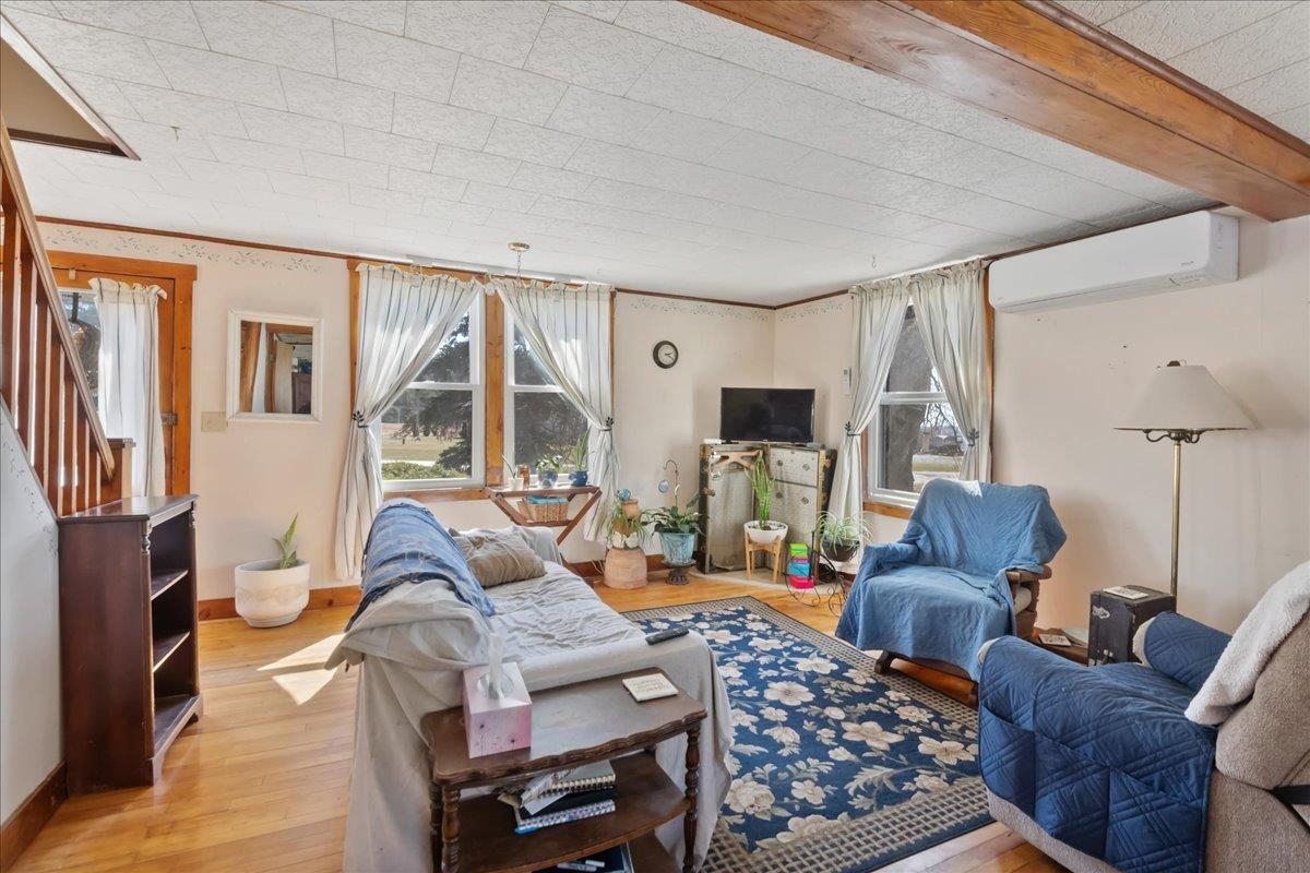 251 Hunt Road New Haven, VT 05472 - Photo 11 of 49