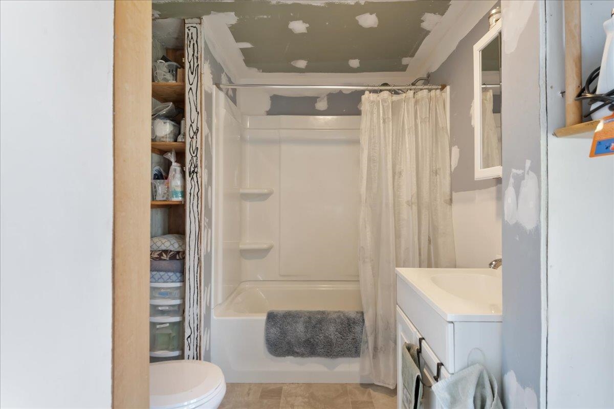 251 Hunt Road New Haven, VT 05472 - Photo 21 of 49