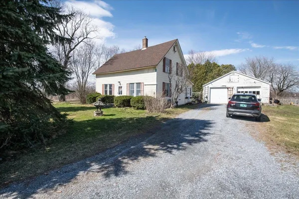 $330,000 | 251 Hunt Road, New Haven, VT 05472