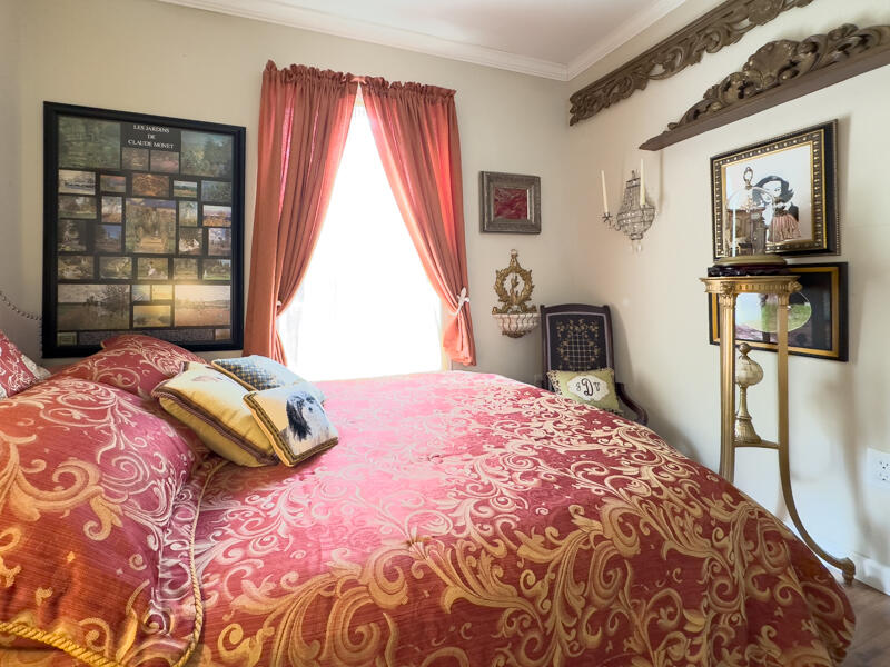 210 West Road, Unit E12 Wellfleet, MA 02667 - Photo 14 of 30 a bedroom with a bed and a window