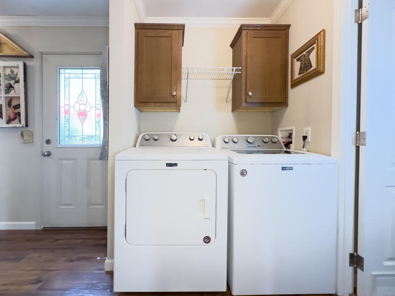 210 West Road, Unit E12 Wellfleet, MA 02667 - Photo 16 of 30 a utility room with dryer and washer