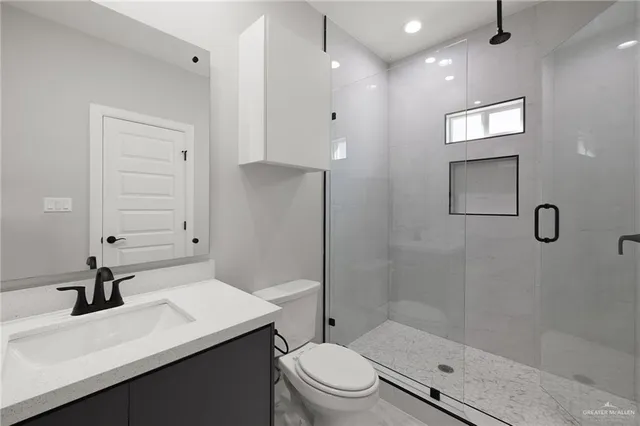 $1,200 | 3302 Whetstone Avenue, Unit 4, Edinburg, TX 78541