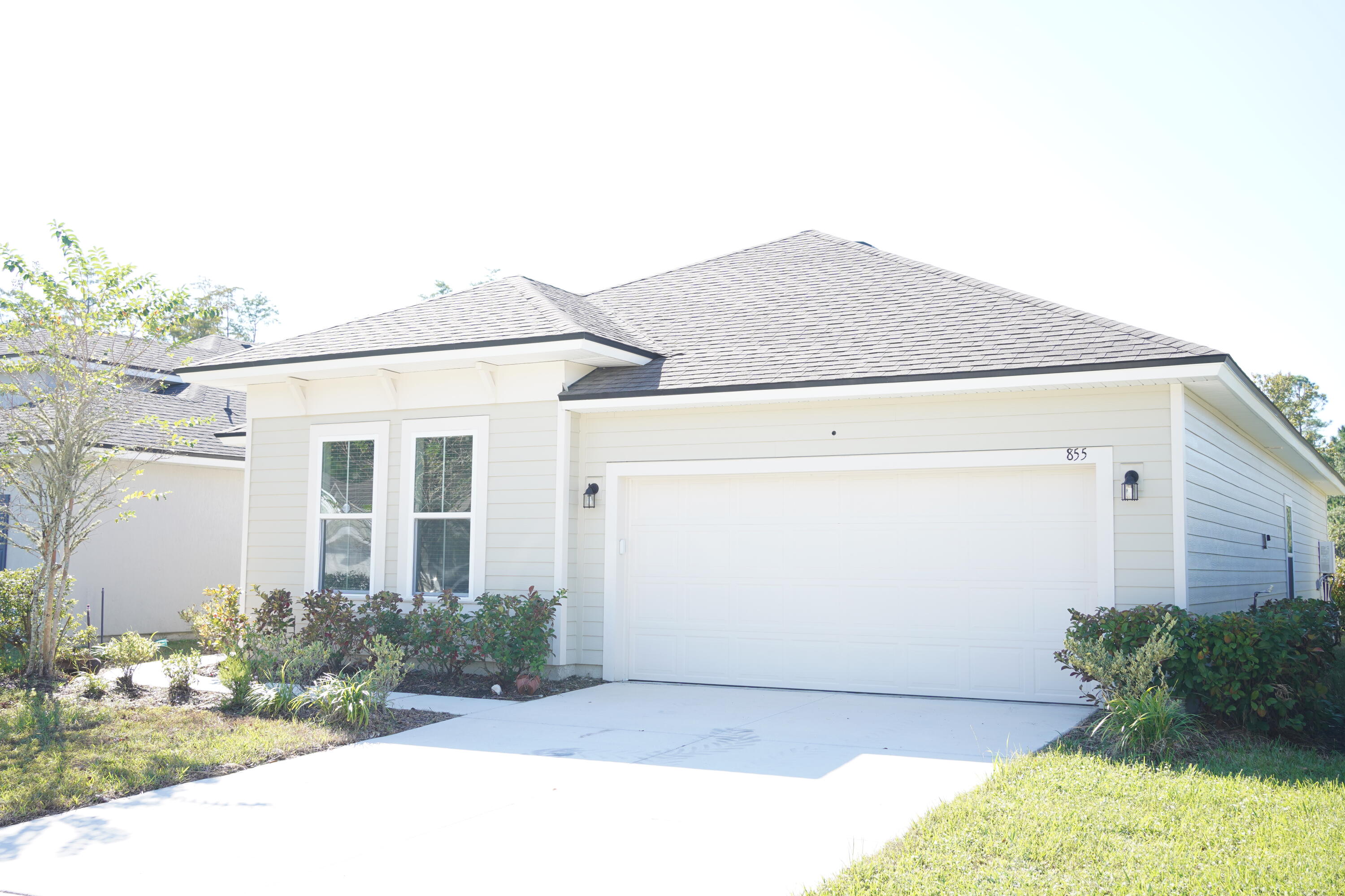 855 Sycamore Way Orange Park, FL 32073 - Photo 2 of 79 DSC03471