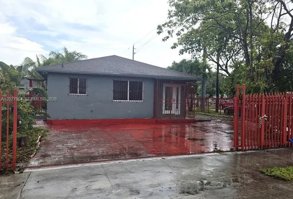 $3,700 | 4952 Northwest 21st Avenue, Miami, FL 33142