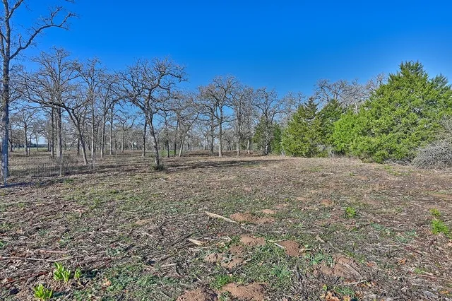 $3,340,725 | 1400 FM 2434, Weimar, TX 78962