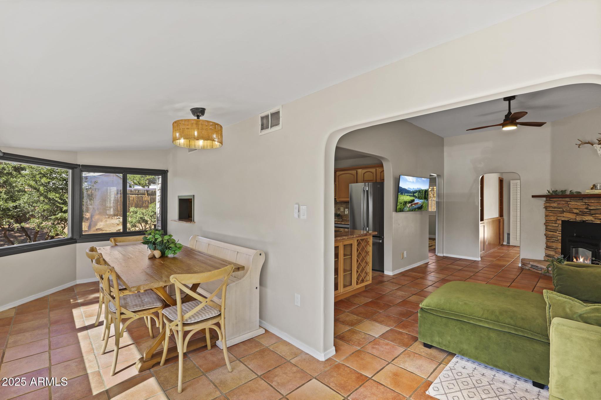 511 North Hemlock Circle Payson, AZ 85541 - Photo 15 of 33 511 N Hemlock Circle Dining Room Great R