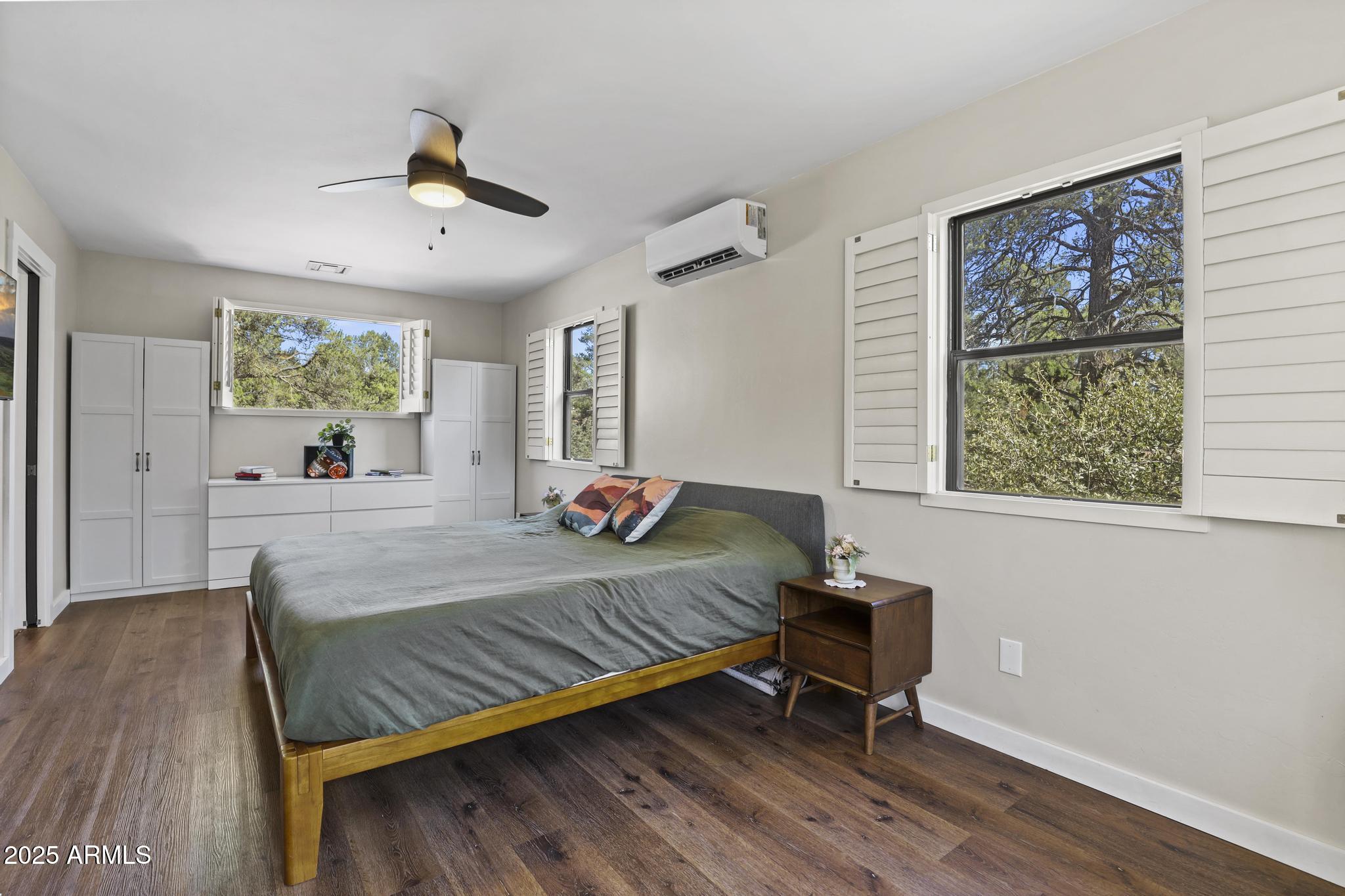 511 North Hemlock Circle Payson, AZ 85541 - Photo 17 of 33 511 N Hemlock Circle Primary Bedroom