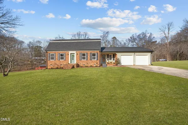 $399,000 | 334 Forest Drive, Graham, NC 27253