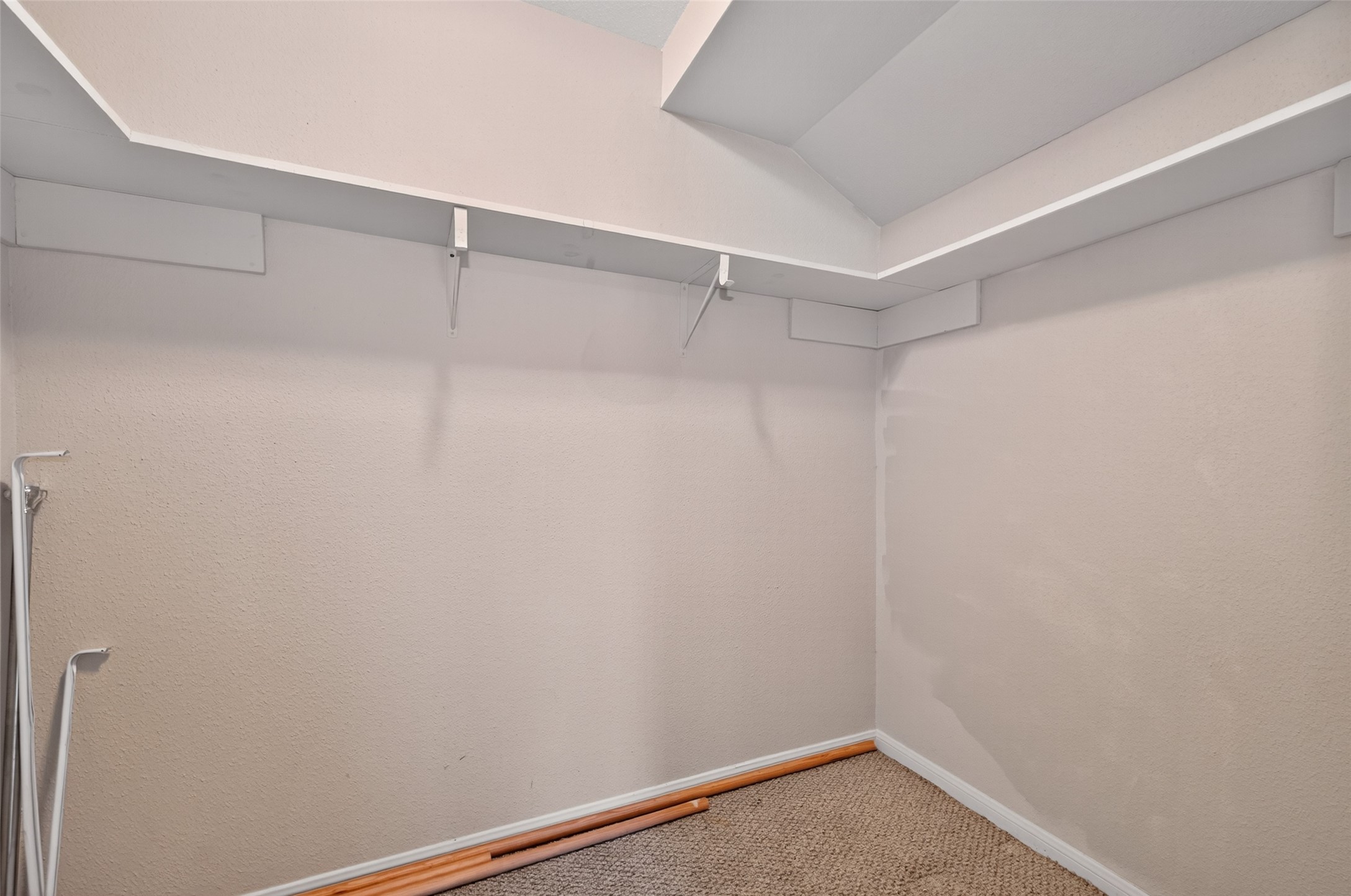 2211 South Kirkwood Road, Unit 49 Houston, TX 77077 - Photo 27 of 34 a view of small space