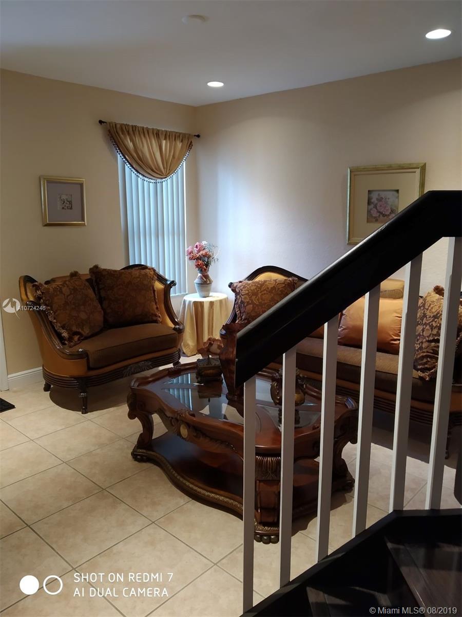 6272 Southwest 164th Path Miami, FL 33193 - Photo 8 of 38 Gallery Image 8