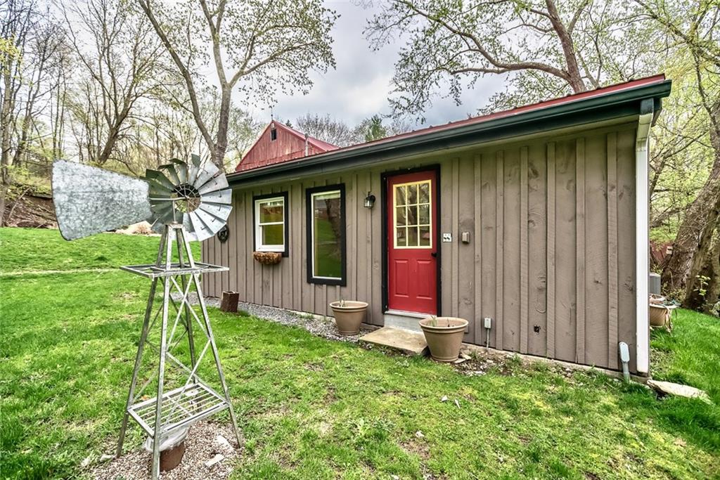 381 Fanker Road Harmony, PA 16037 - Photo 6 of 25 Gallery Image 6