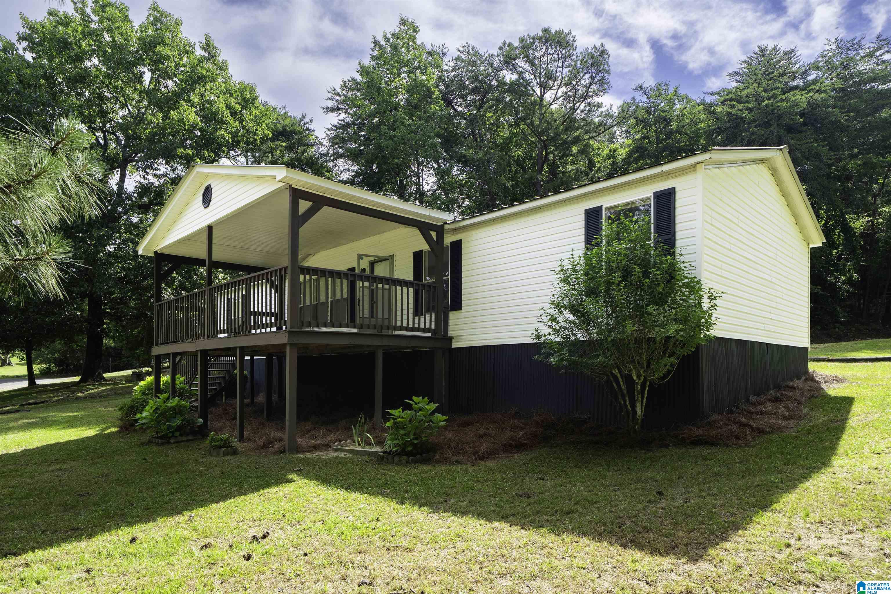 645 Dailey Circle Oneonta, AL 35121 - Photo 3 of 26