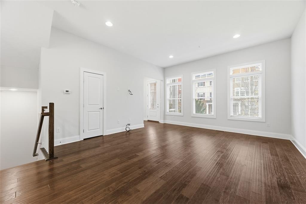 330 Osona Lane Mars, PA 16046 - Photo 4 of 46