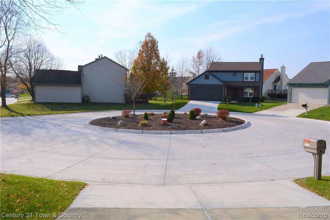 1521 Colony Drive Rochester, MI 48307 - Photo 2 of 37 Quiet Cul-de-sac