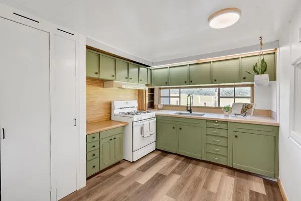 $1,395,000 | 480 Orange Avenue, Oroville, CA 95914