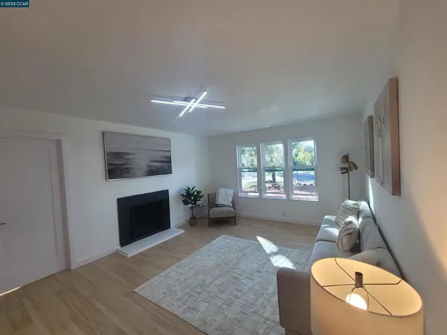 $390,000 | 375-375 Camelback Road, Unit 23, Pleasant Hill, CA 94523