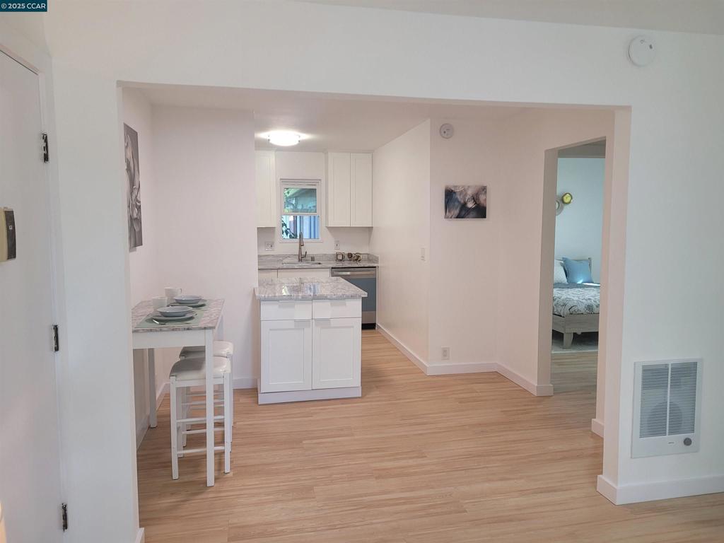 375-375 Camelback Road, Unit 23 Pleasant Hill, CA 94523 - Photo 28 of 42