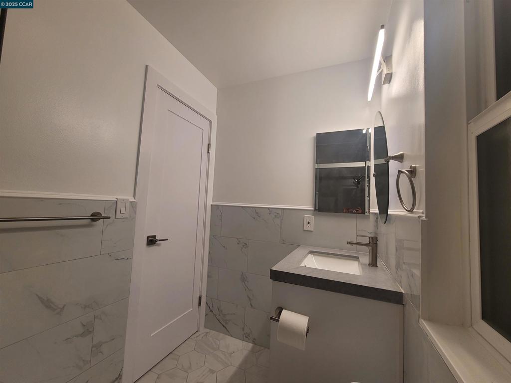 375-375 Camelback Road, Unit 23 Pleasant Hill, CA 94523 - Photo 36 of 42