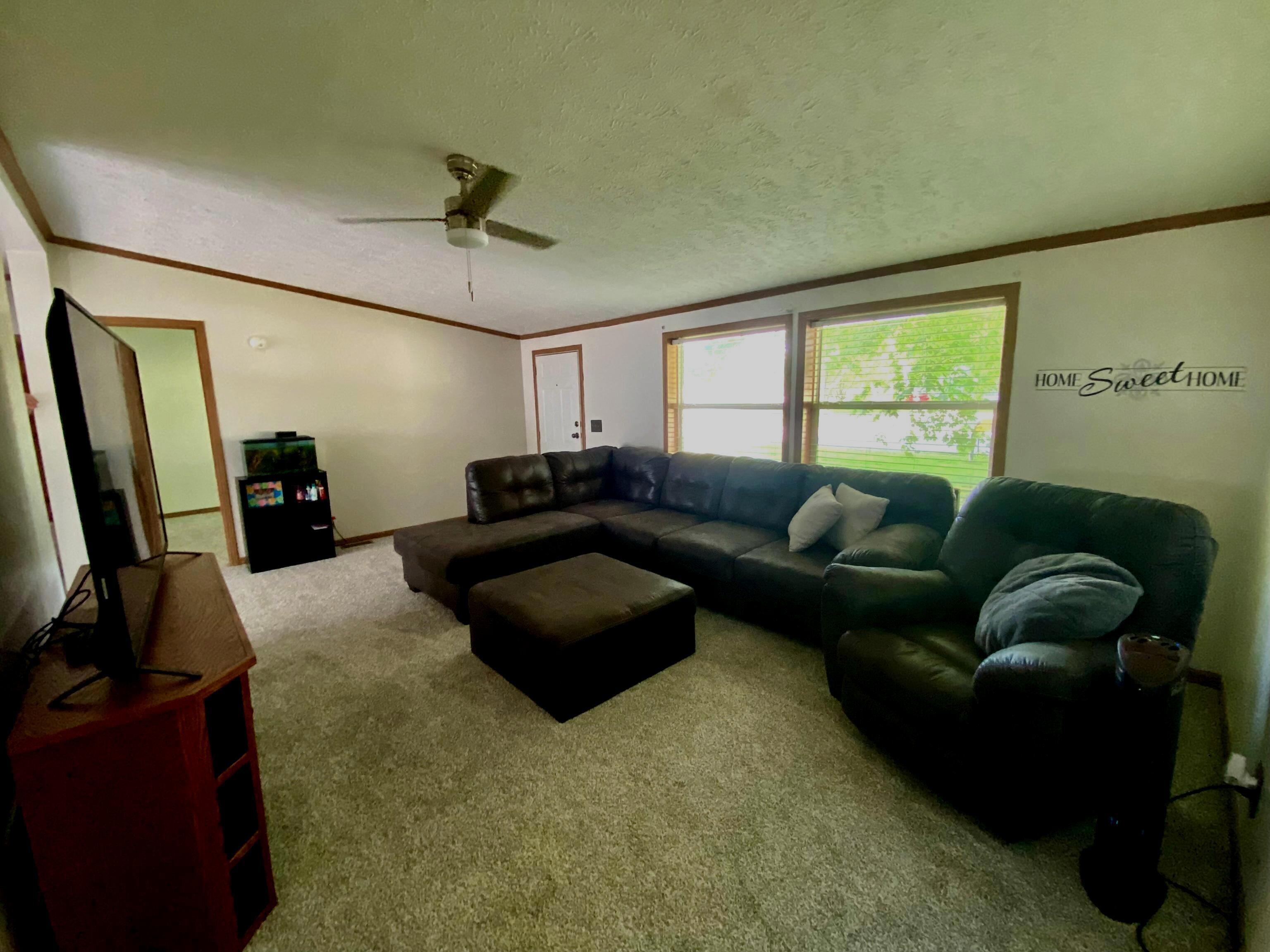 216 Lazy River Road Cloverdale, IN 46120 - Photo 9 of 28 Gallery Image 9