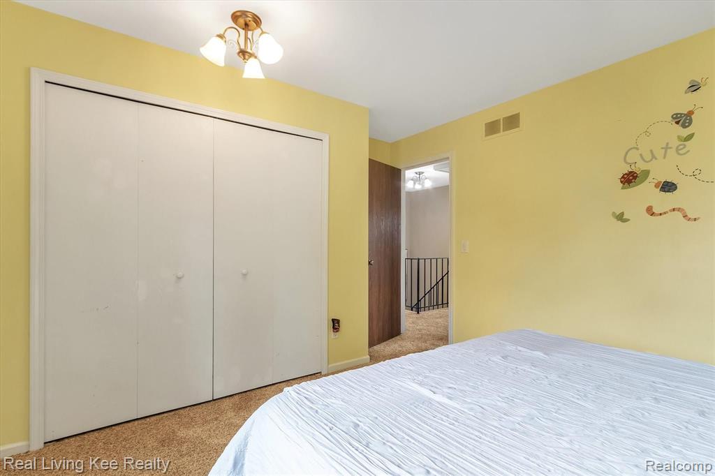 1609 Stonecrest Drive Rochester Hills, MI 48307 - Photo 20 of 39