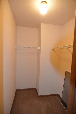 $1,395 | 4408 West Shamrock Lane, Unit 2F, McHenry, IL 60050