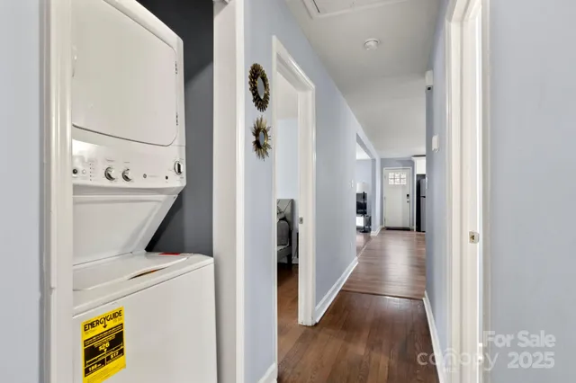 a view of hallway with washer and dryer