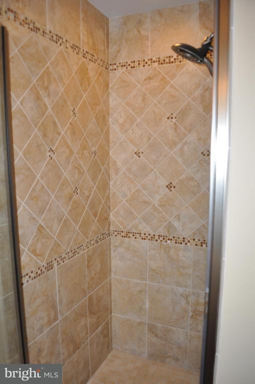 651 Candlewyck Road Lancaster, PA 17601 - Photo 22 of 36 Gallery Image 22