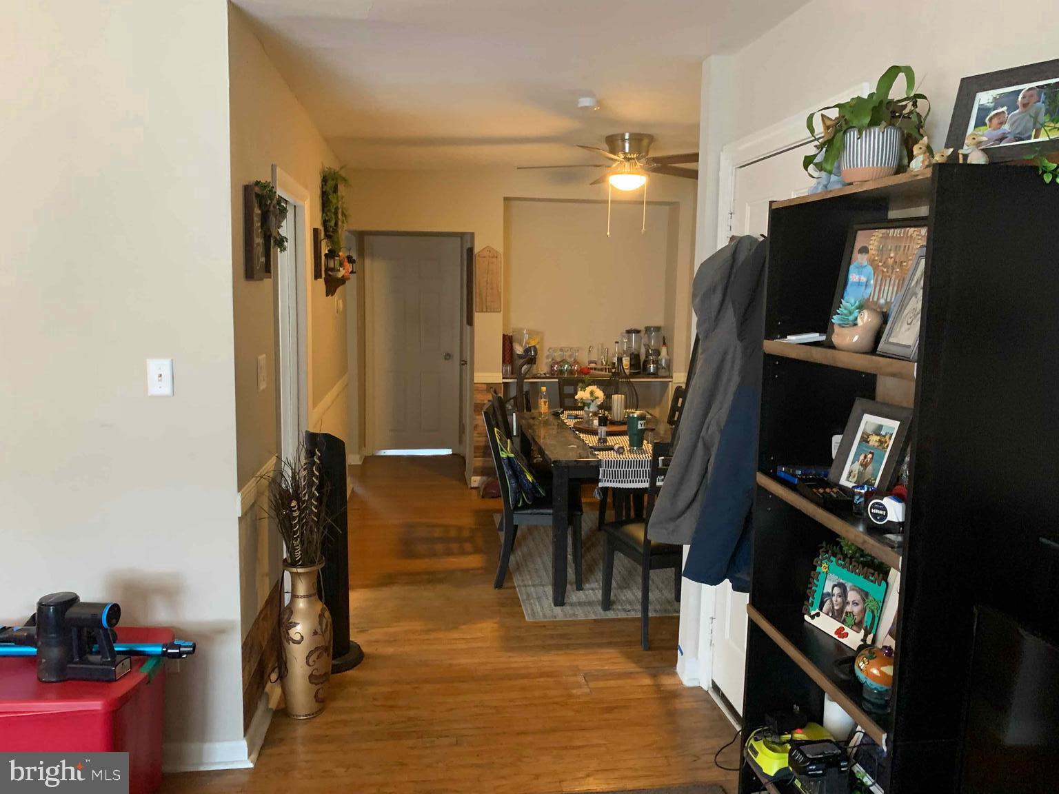 763 Burmont Road Drexel Hill, PA 19026 - Photo 3 of 20 2nd fl dining