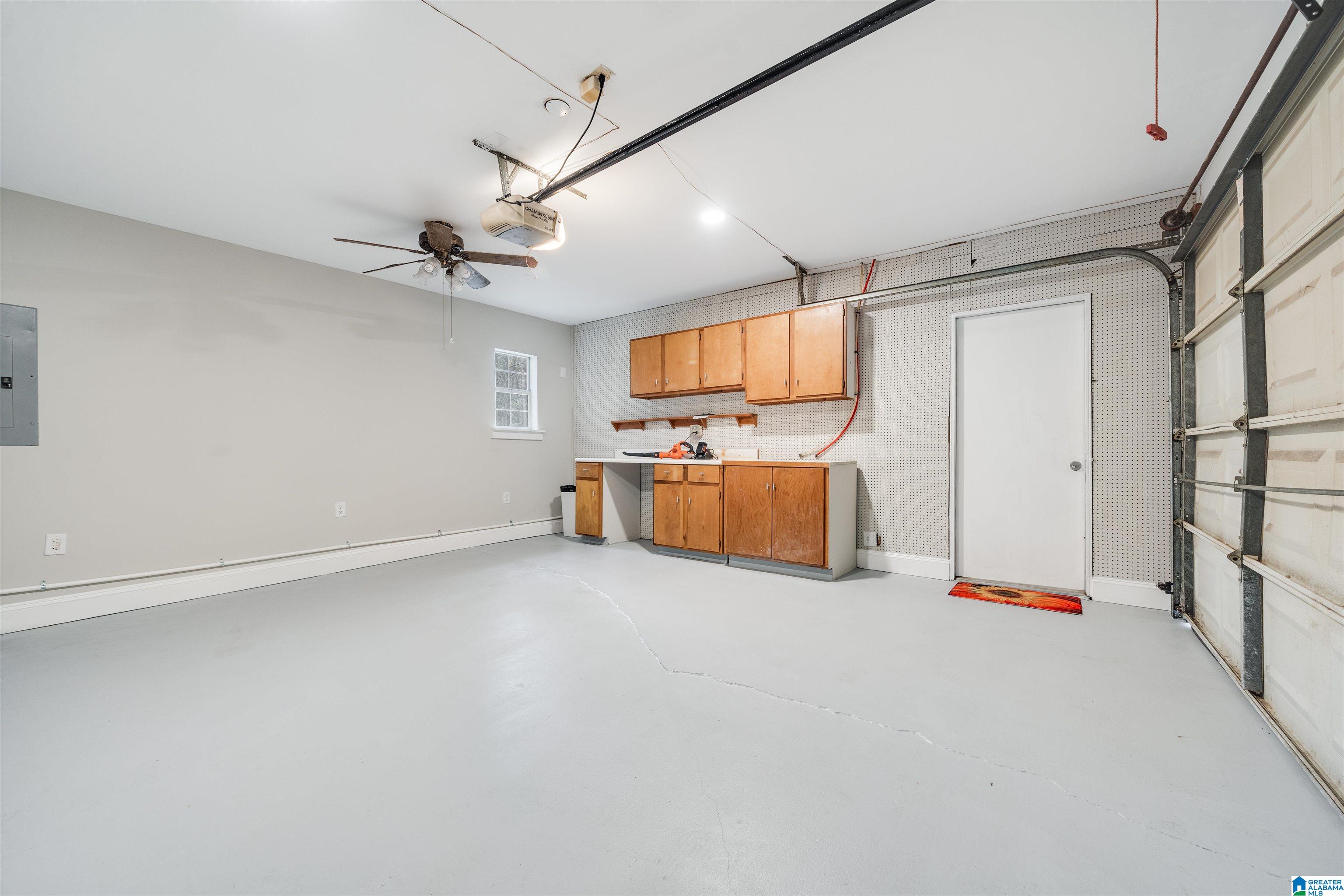 105 Berryhill Circle Alabaster, AL 35007 - Photo 11 of 34