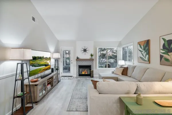 $779,000 | 12242 Paseo Lucido, Unit D, San Diego, CA 92128