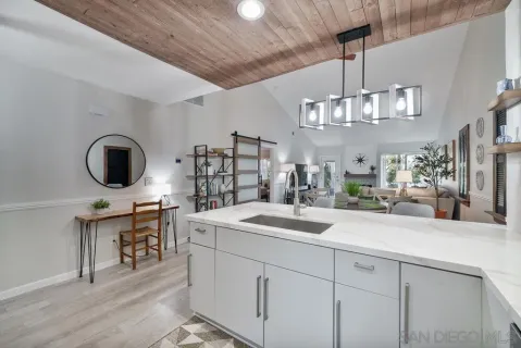 $795,000 | 12242 Paseo Lucido, Unit D, San Diego, CA 92128