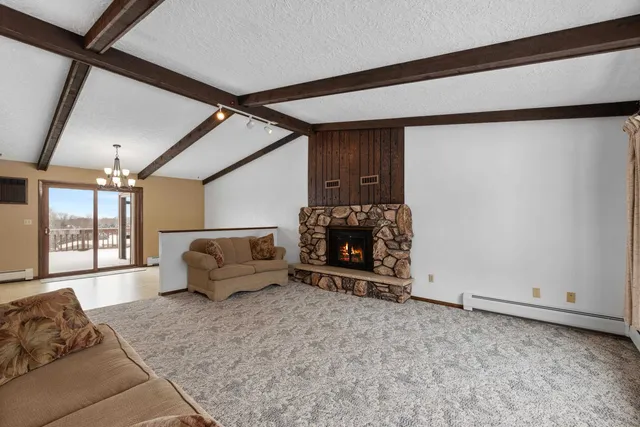 $479,900 | W9158 Horse Shoe Road, Beaver Dam, WI 53916